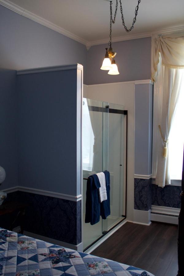 The Gridley Inn B&B วอเตอร์ลู ภายนอก รูปภาพ