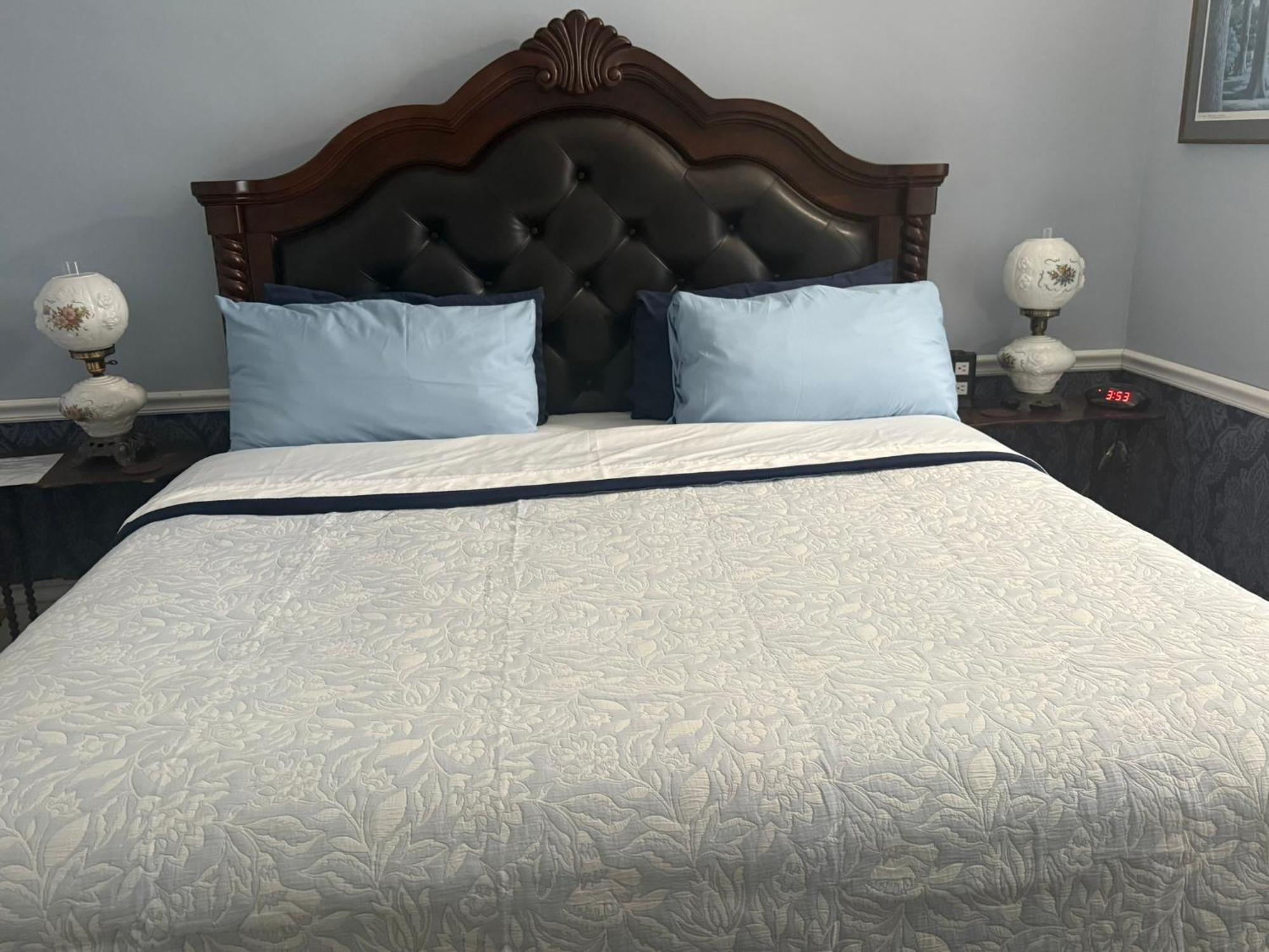 The Gridley Inn B&B วอเตอร์ลู ภายนอก รูปภาพ