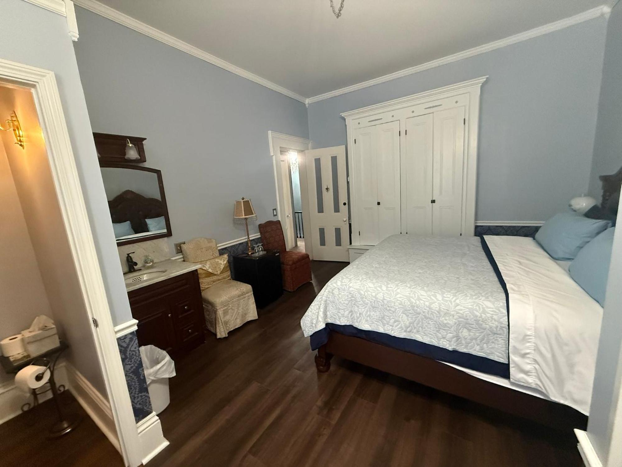 The Gridley Inn B&B วอเตอร์ลู ภายนอก รูปภาพ