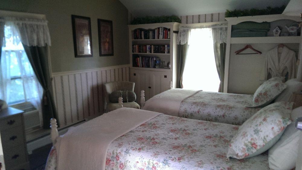 The Gridley Inn B&B วอเตอร์ลู ภายนอก รูปภาพ