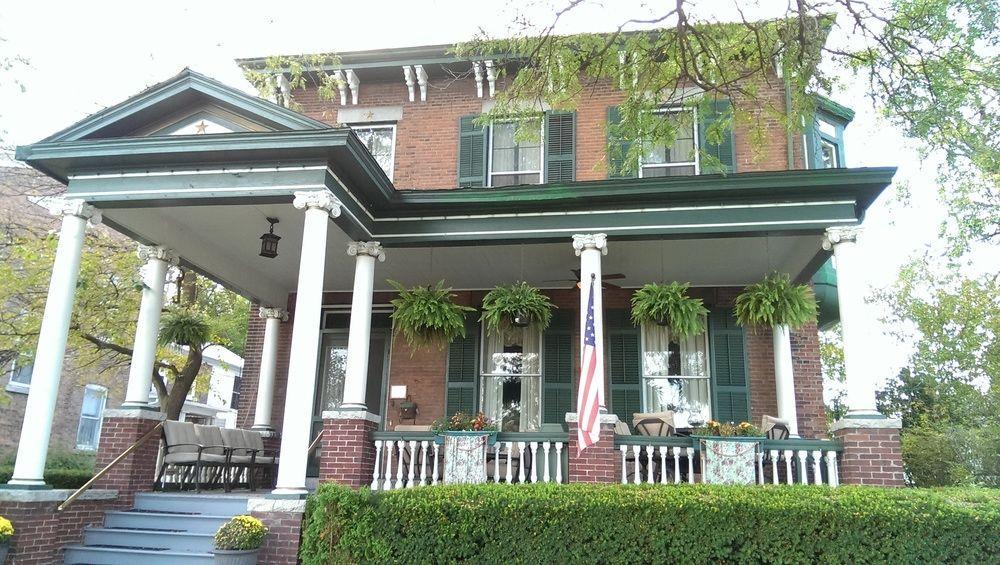 The Gridley Inn B&B วอเตอร์ลู ภายนอก รูปภาพ