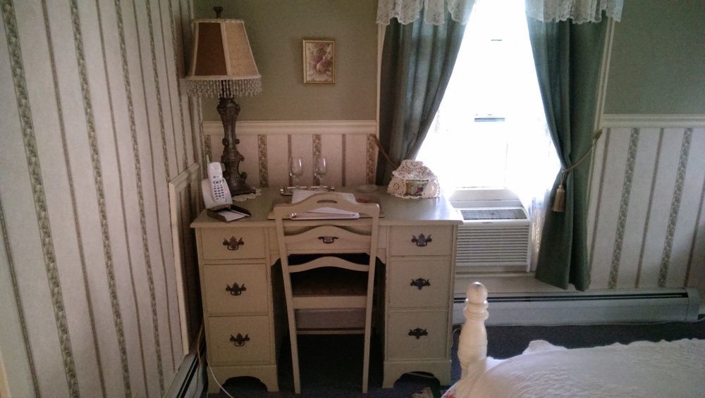 The Gridley Inn B&B วอเตอร์ลู ภายนอก รูปภาพ