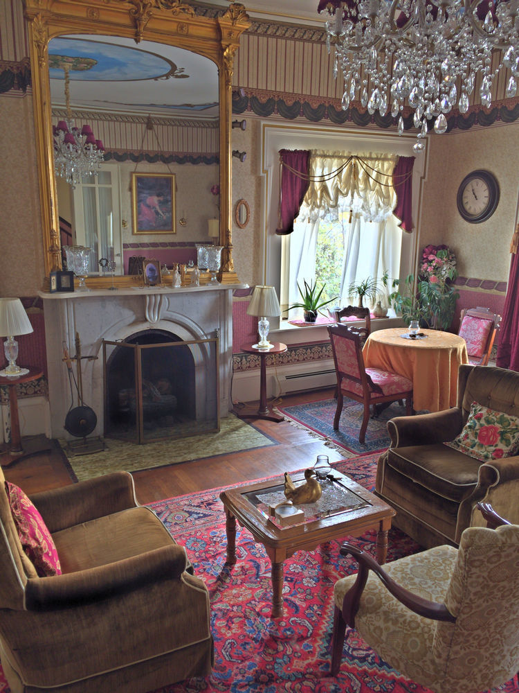 The Gridley Inn B&B วอเตอร์ลู ภายนอก รูปภาพ