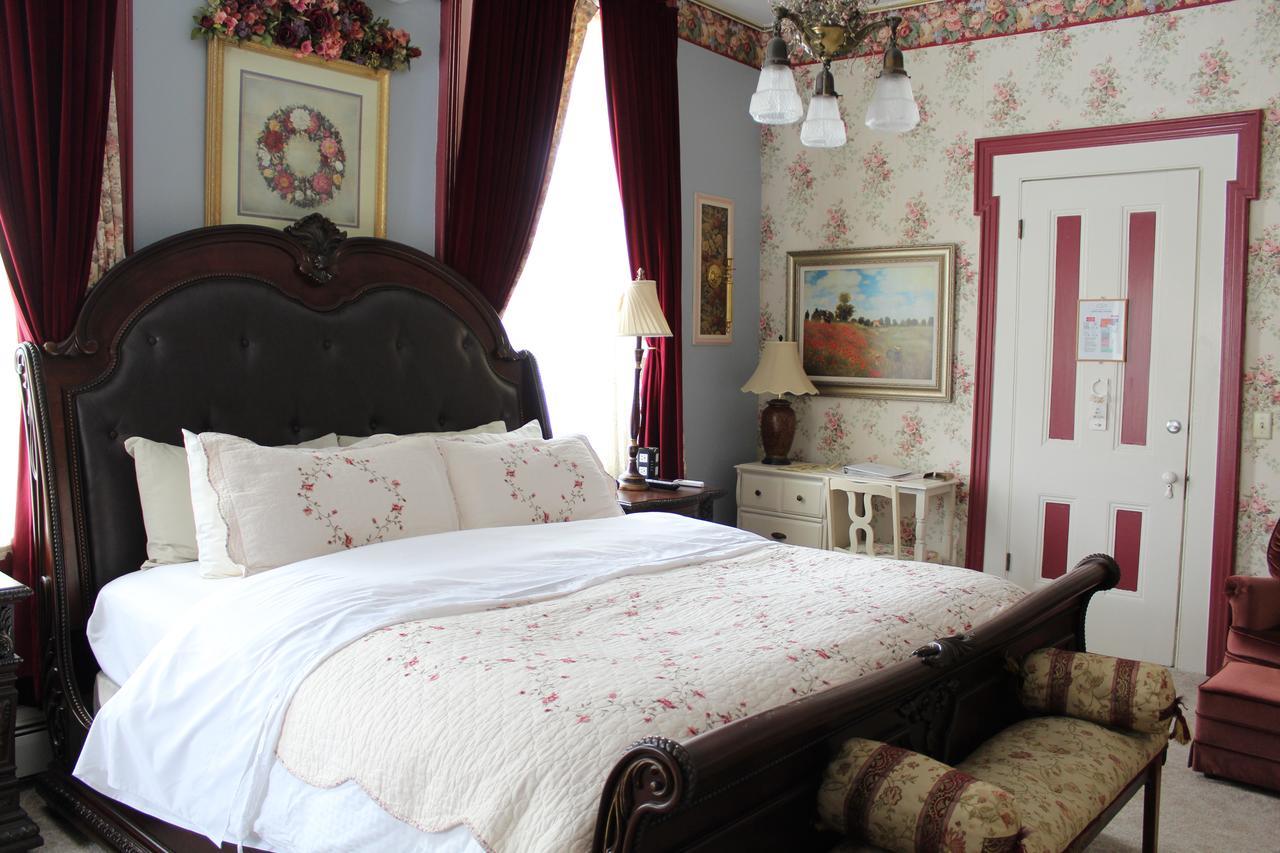 The Gridley Inn B&B วอเตอร์ลู ภายนอก รูปภาพ